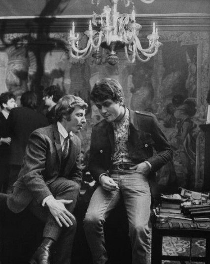 1966: Two men enjoying a conversation with each other while attending a party at Chrisopher Gibbs' place. Photo by Terrence Spencer