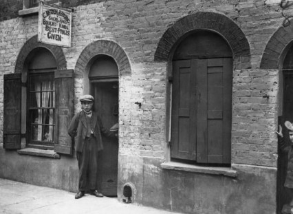 Bag and sack shop circa 1900