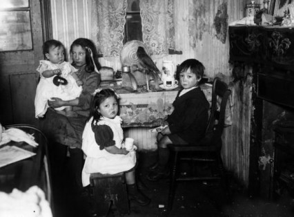 children-in-chinatown