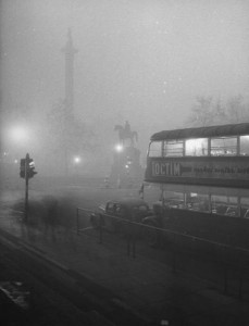 london-smog-trafalgar-sq